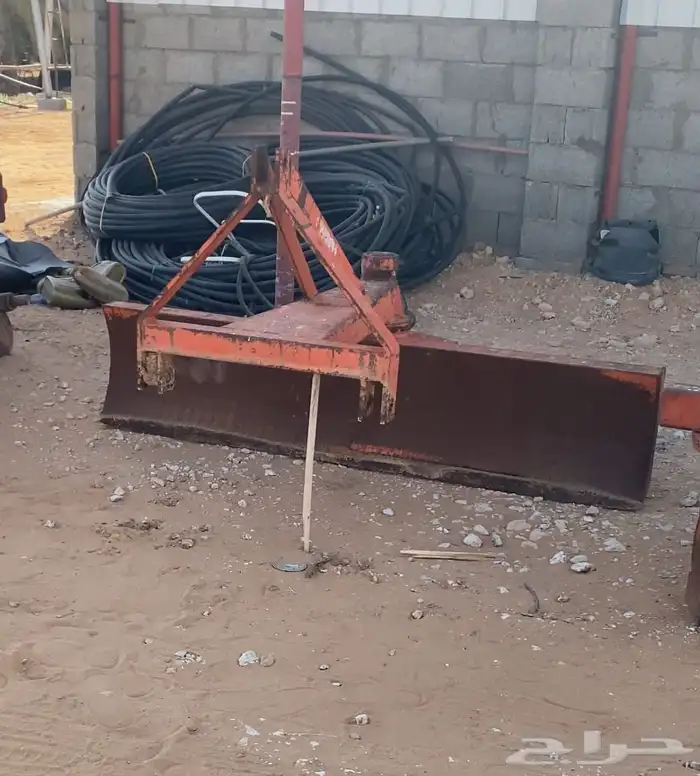 معدات زراعية إيطالية 6