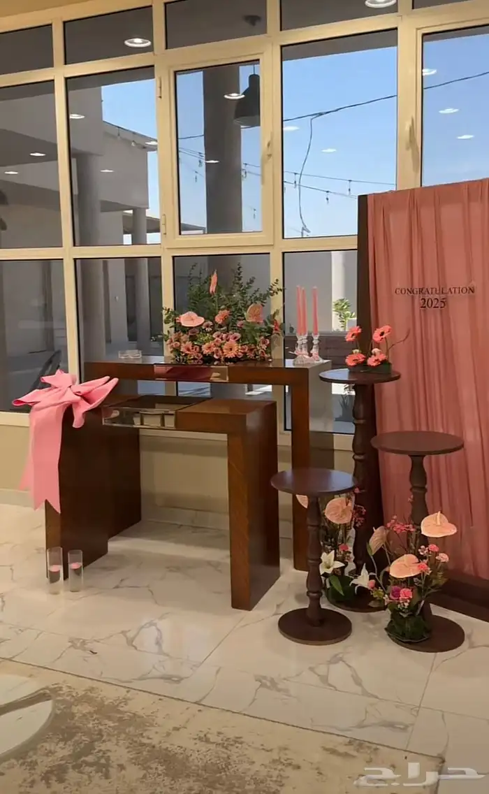 ايجار طاولات استقبال 3