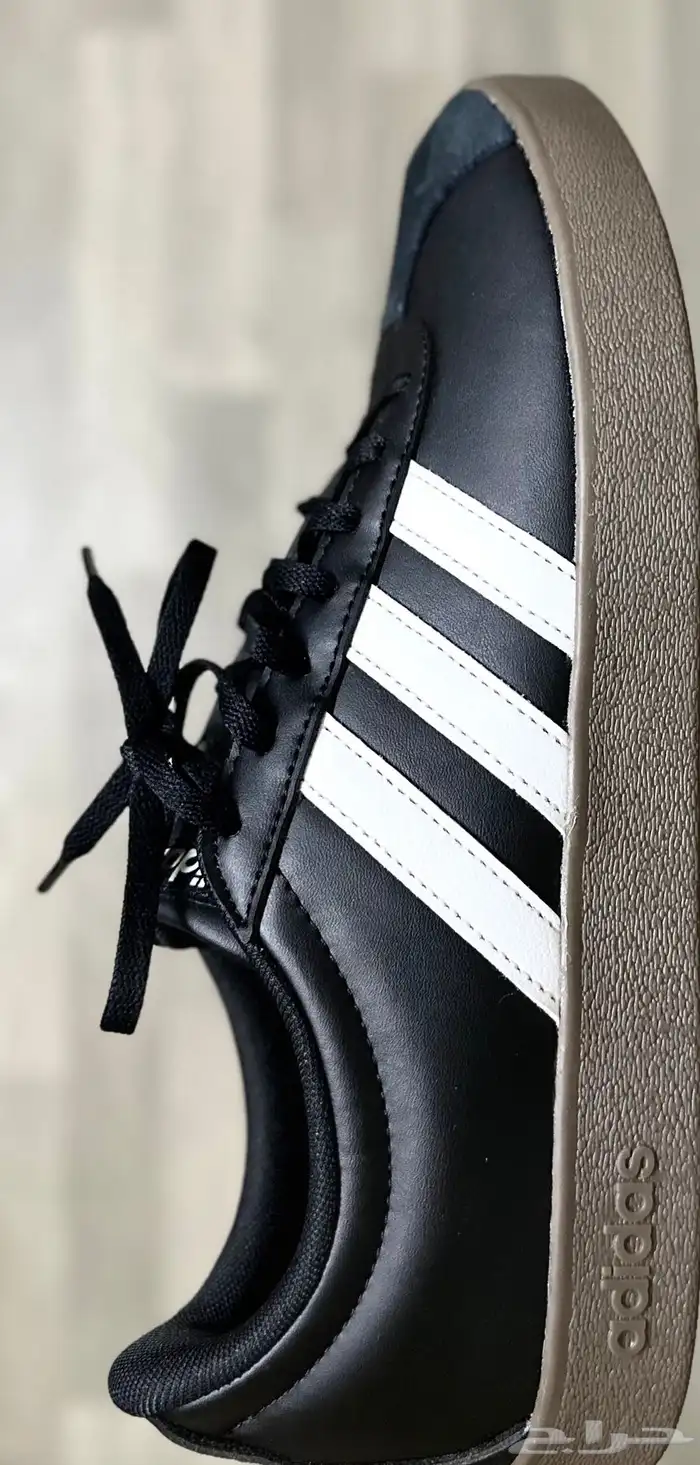 شوز اديداس اسود 1