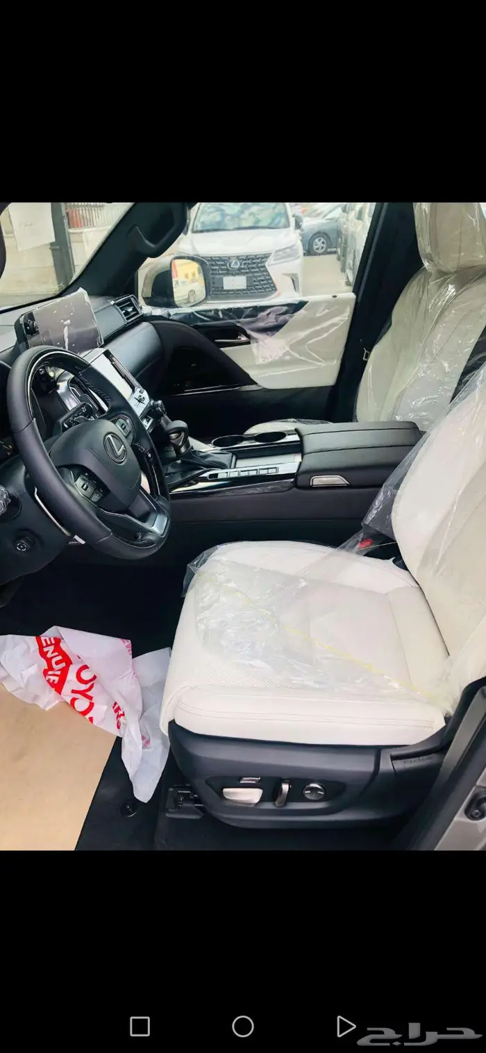 جيب لكزس LX 600 BB 2025 سعودي أسود داخل أبيض 6