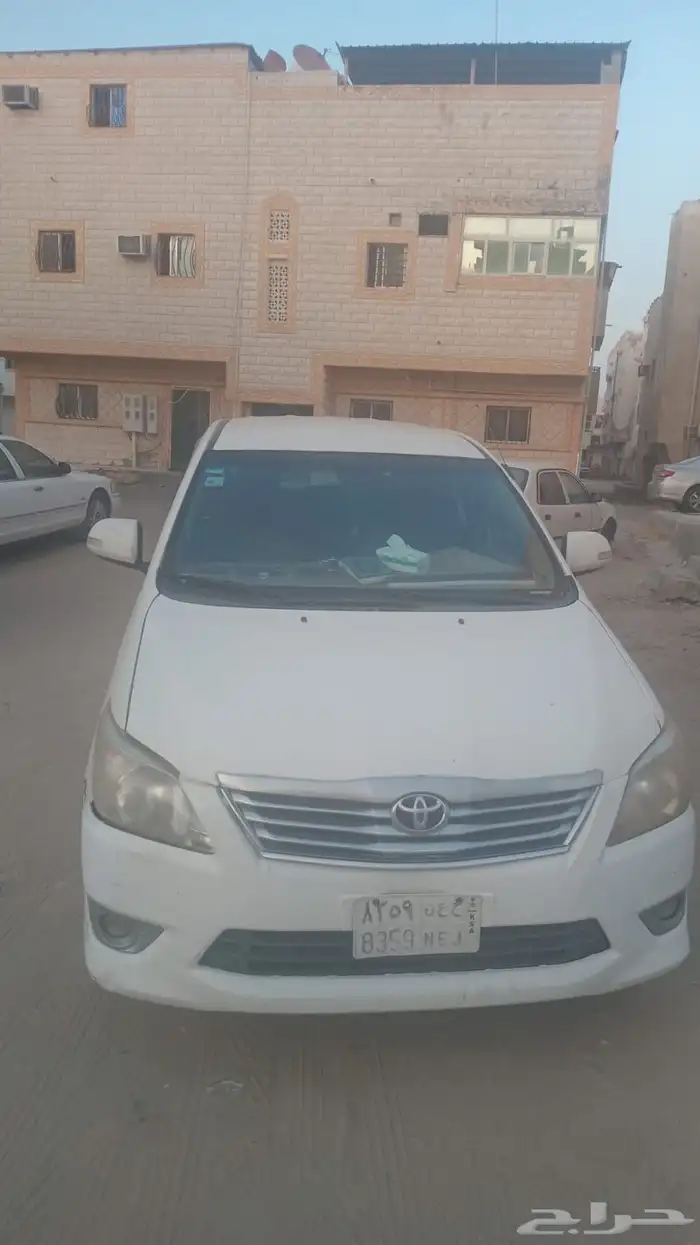 اينوفا 2015 نظيفه 1
