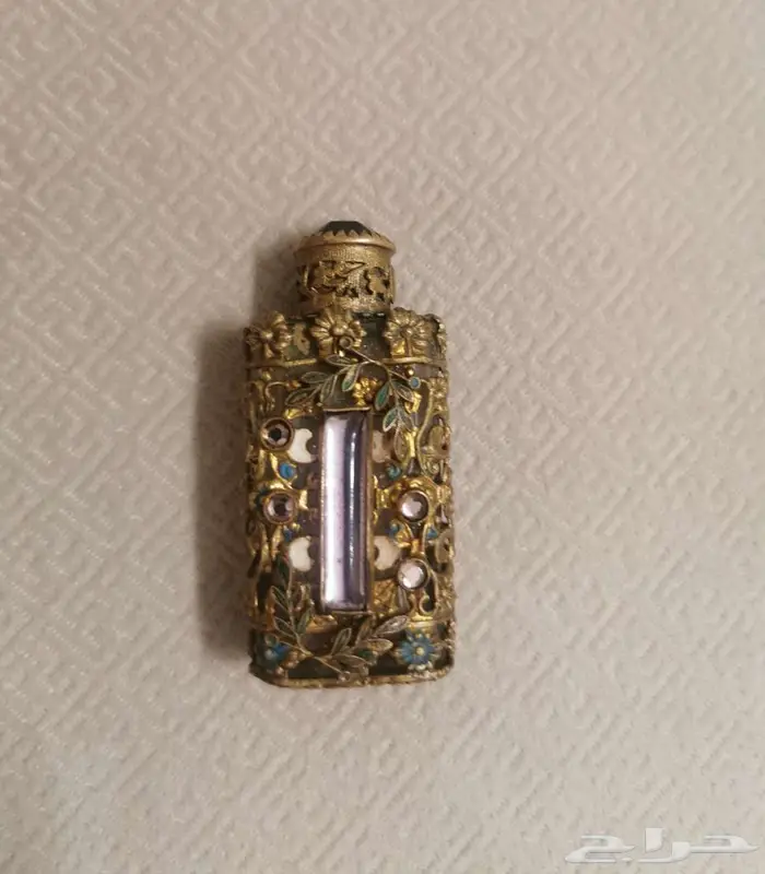لهواة النوادر زجاجة عطر صغيرة تراثية نادرة وأصلية 28