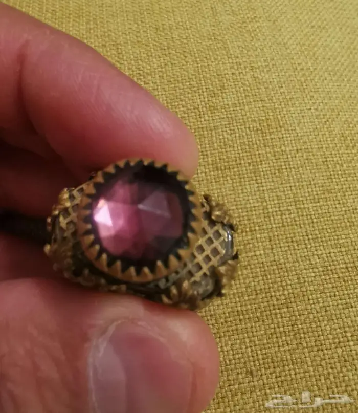 لهواة النوادر زجاجة عطر صغيرة تراثية نادرة وأصلية 16