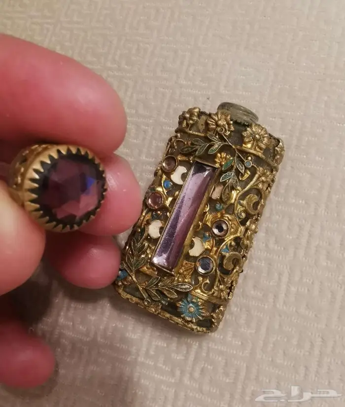 لهواة النوادر زجاجة عطر صغيرة تراثية نادرة وأصلية 23