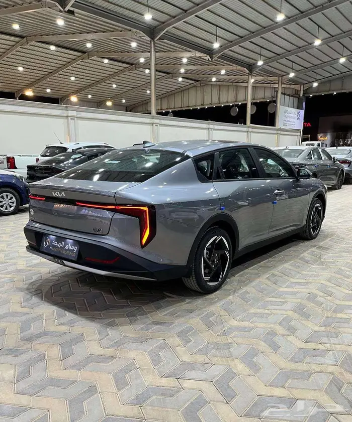 عرض خاص كيا K4 نص فل GLS 2.0 موديل 2026 بطاقه جمركيه 4
