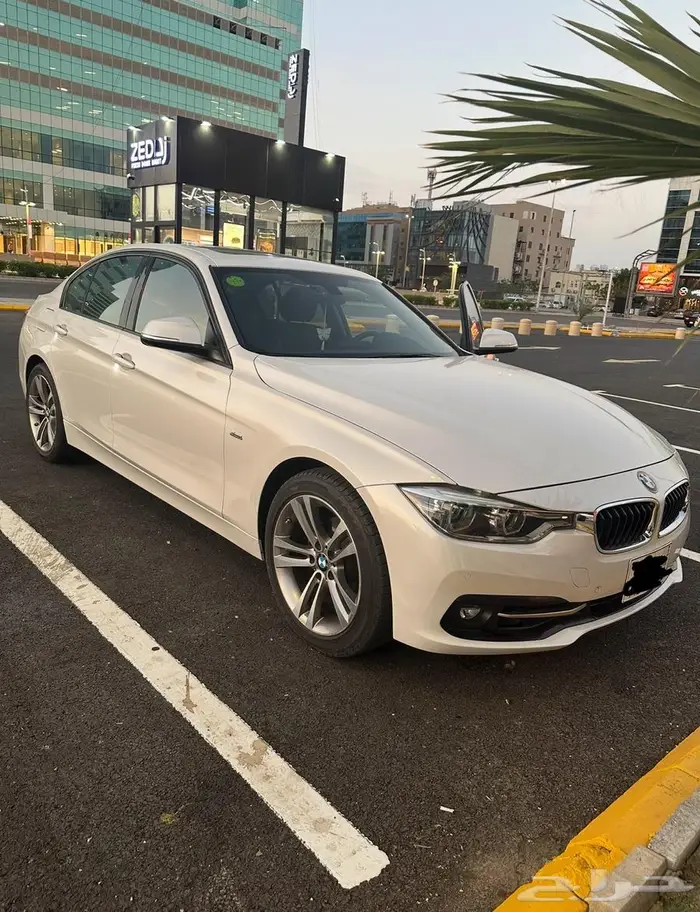 بي ام دبليو 318i 13