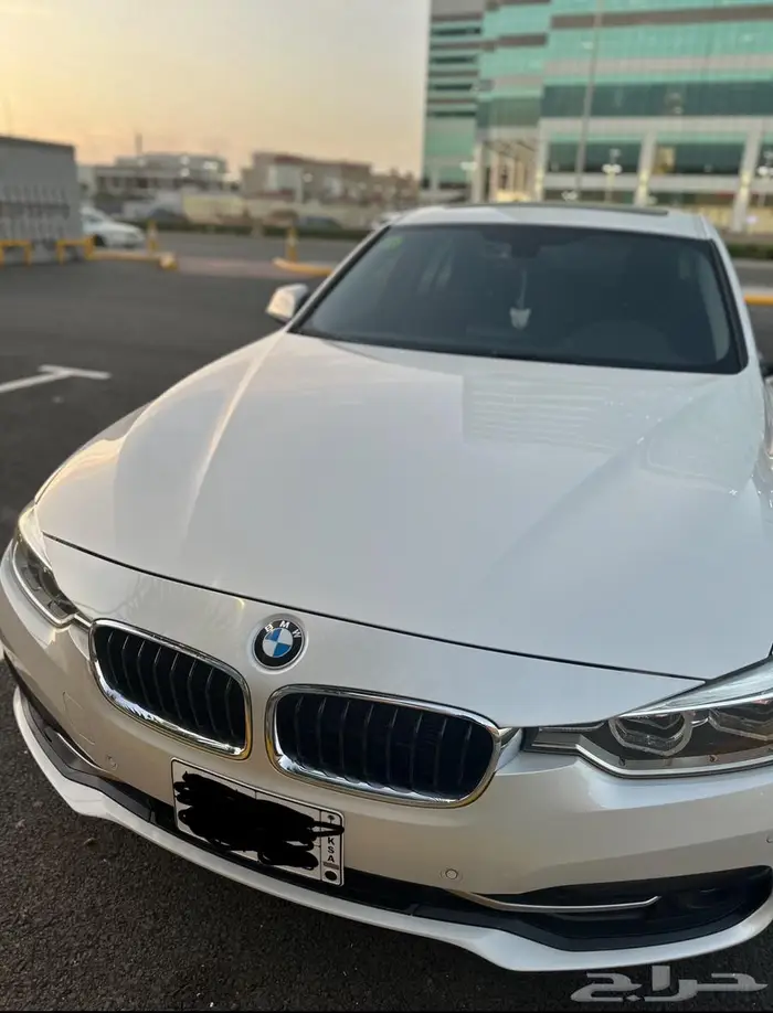 بي ام دبليو 318i 11