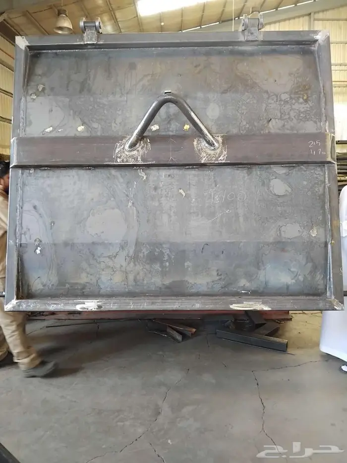 مصنع منتجات معدنية وحاويات ومكابس 6