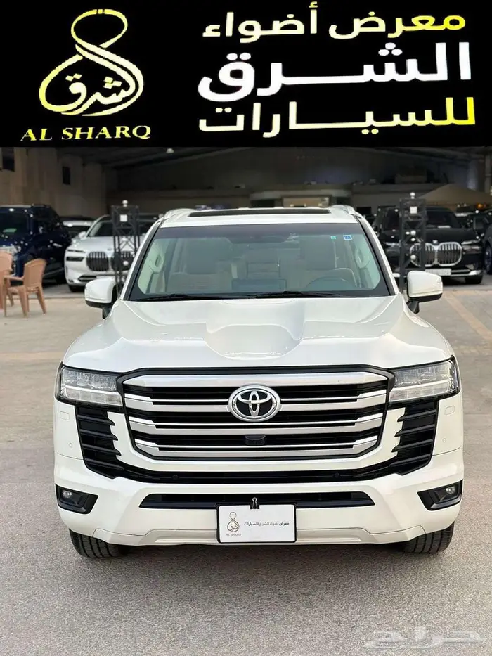 تويوتا لاندكروزر L3 موديل 2022 بنزين 0
