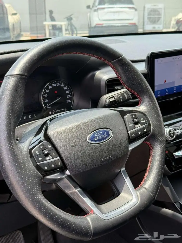 فورد اكسبلور ST-Line 2023 10
