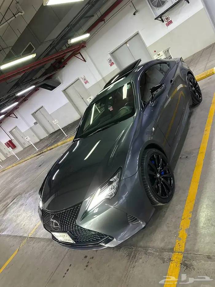 لكزس RCF300 على الضمان 2023 صيانات وكاله شبه جديد 2