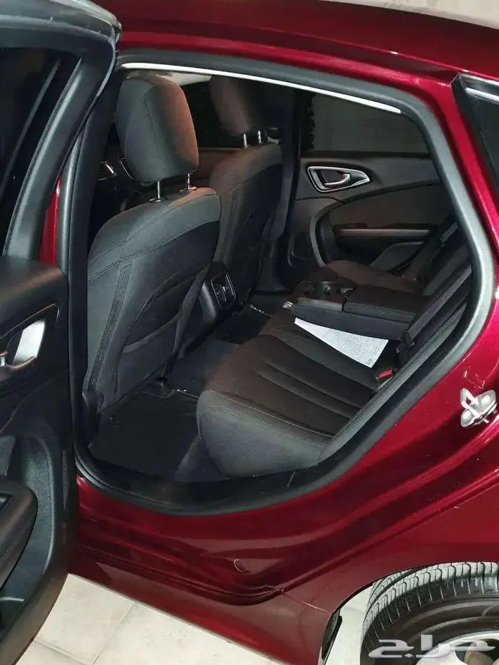 كرايسلر c200 بحاله ممتازة للبيع 2