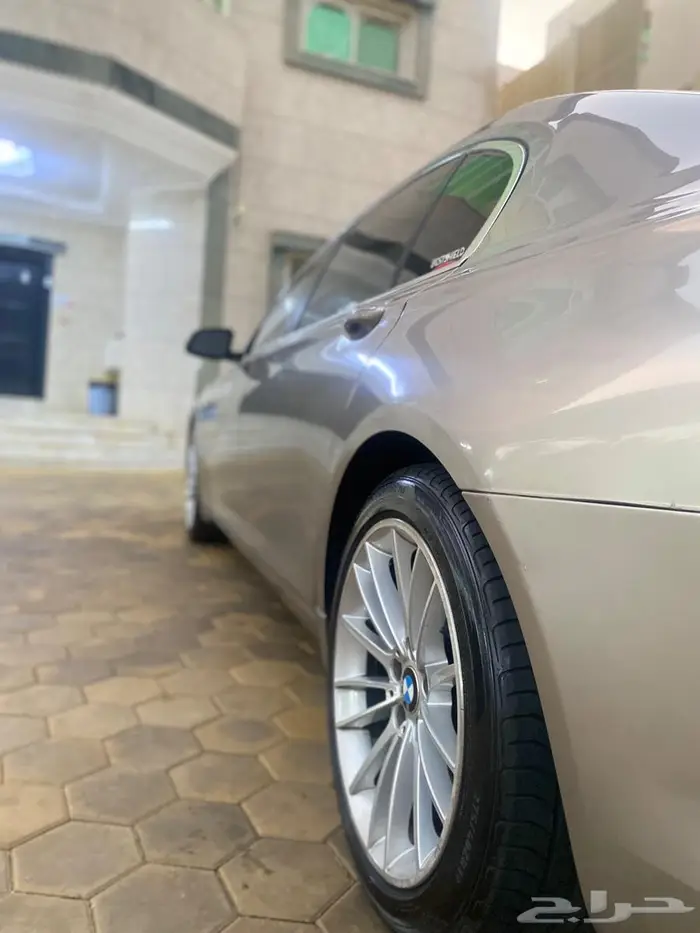 الفئه السابعة 730Li نظيف 6