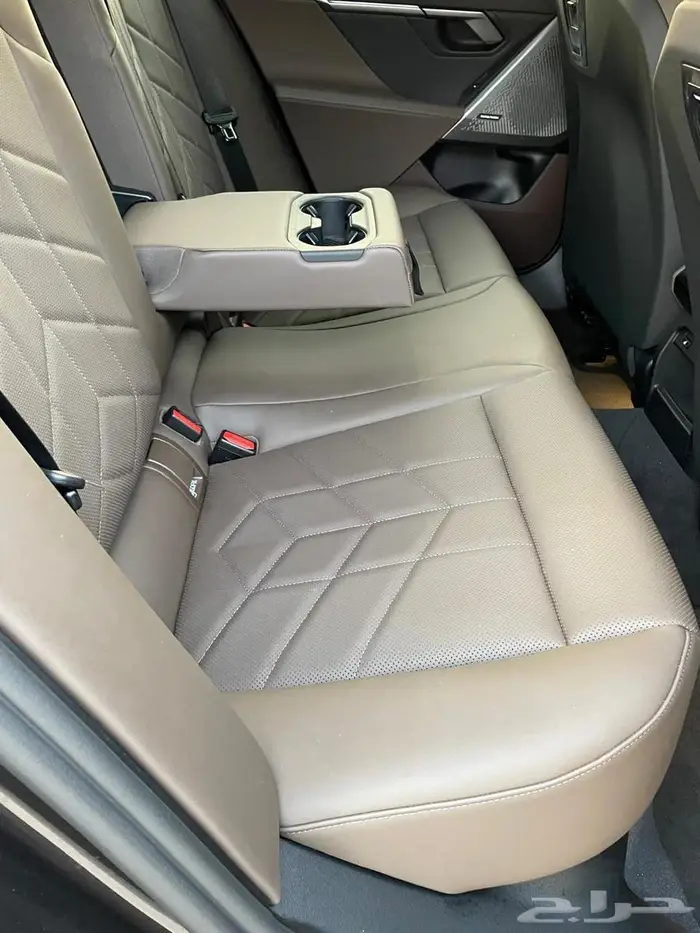 BMW520 موديل 2025 ممشي 5000 كم عرض خاص شامل اللوحات 22