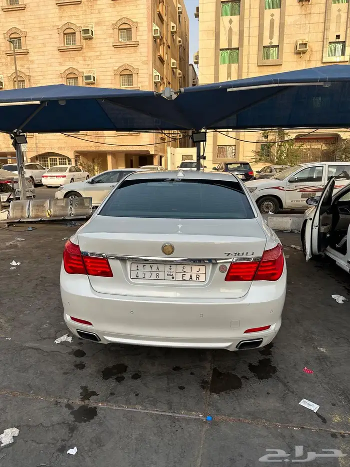بي ام دبليو 2009أخت الجديد جده على الشرط 0