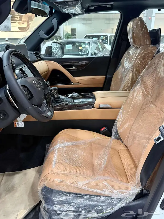 لكزس LX 600 BB سعودي ابيض داخل جملي 2025 بطاقة جمركية 12