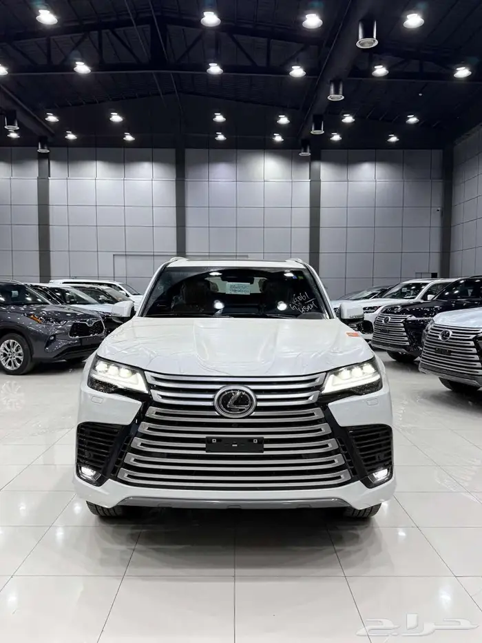 لكزس LX 600 BB سعودي ابيض داخل جملي 2025 بطاقة جمركية 0