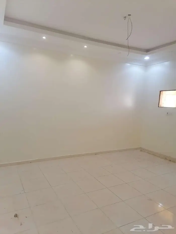 للبيع عماره سكنيه دورين مساحتها 405م داخل حد الحرم 8