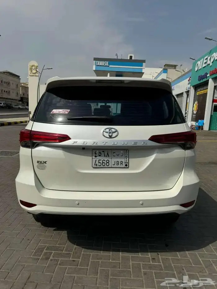 للبيع تويوتا فورشنير 2021 12