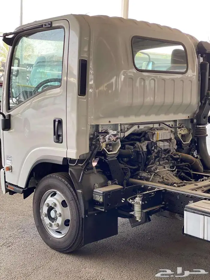 ايسوزو دينا 6 طن شاصي طويل 2025 - وعدة دينات 6