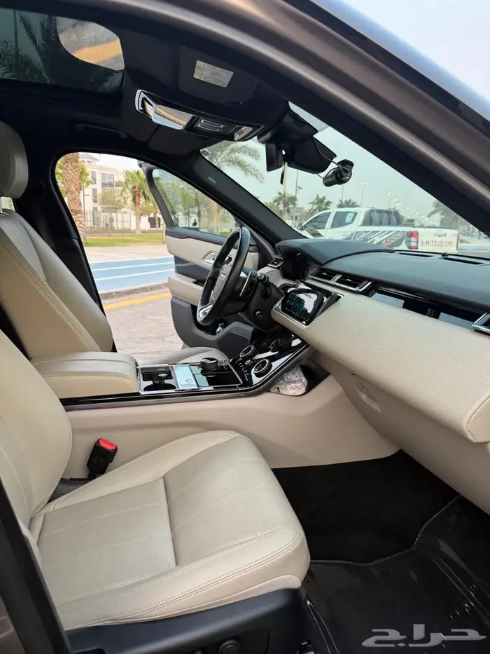 رينج روفر فيلار 2020   Velar R-Dynamic S (250PS) 2.0 8
