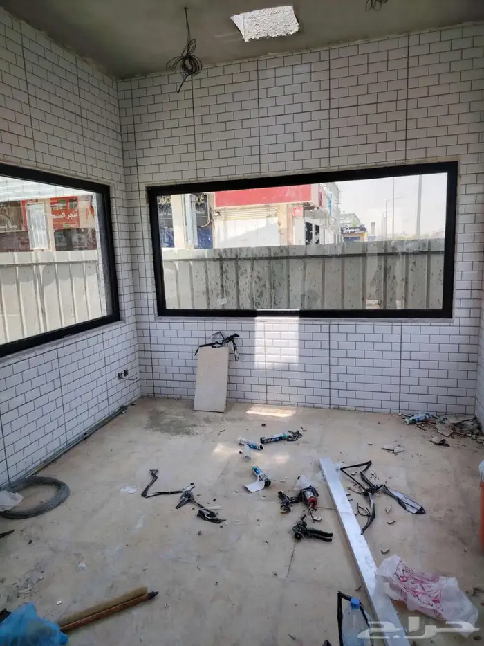 زجاج سكريت 1