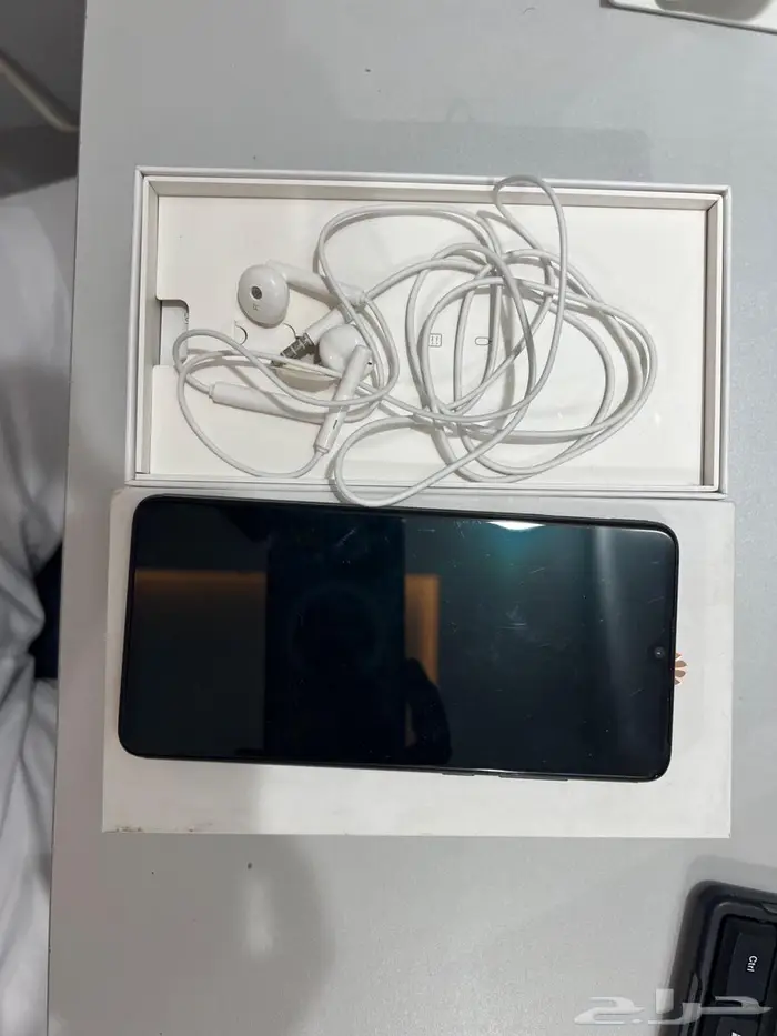 هواوي P30 العادي 1