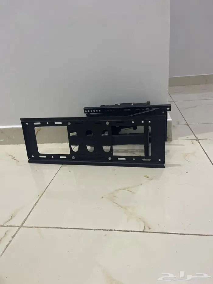 قاعدة شاشة بلازم متحركة شبه جديدة اي مقاس يركيب عليه ا 0