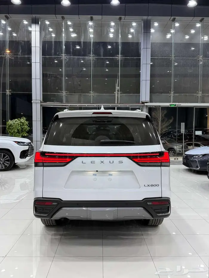 لكزس LX 600 BB سعودي ابيض داخل جملي 2025 بطاقة جمركية 2