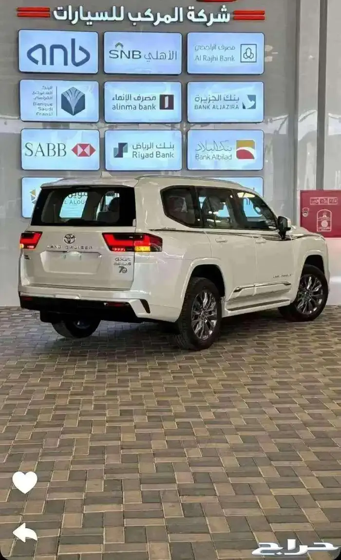 تويوتا لاندكروزر GXR L5 فل كامل وارد الساير 2025 -338000 5