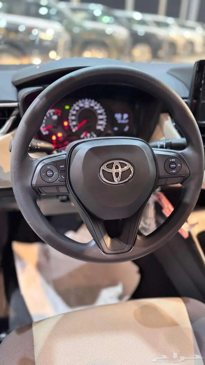 تويوتا كورولا بريمي استندر مطور 2000 سي سي 2025 4