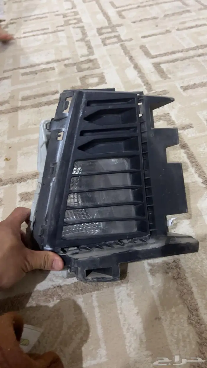 للبيع شمة الكسنت الجديد مع كشاف يمين 1