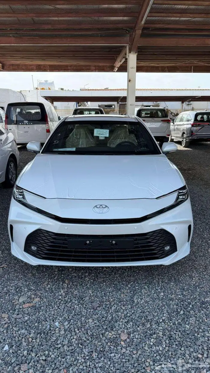 تويوتا كامري LE 2025 بنزين 0