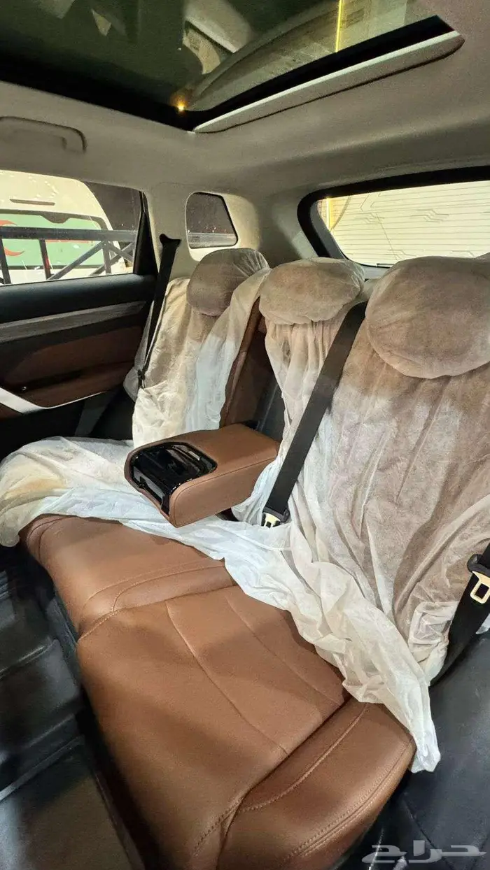جيلي ازكارا نص فل 2023-صيانه مجانيه 50 الف كيلو 12