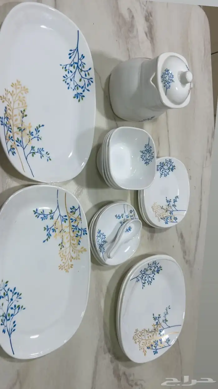 طقم سفرة 18 قطعه للبيع 0