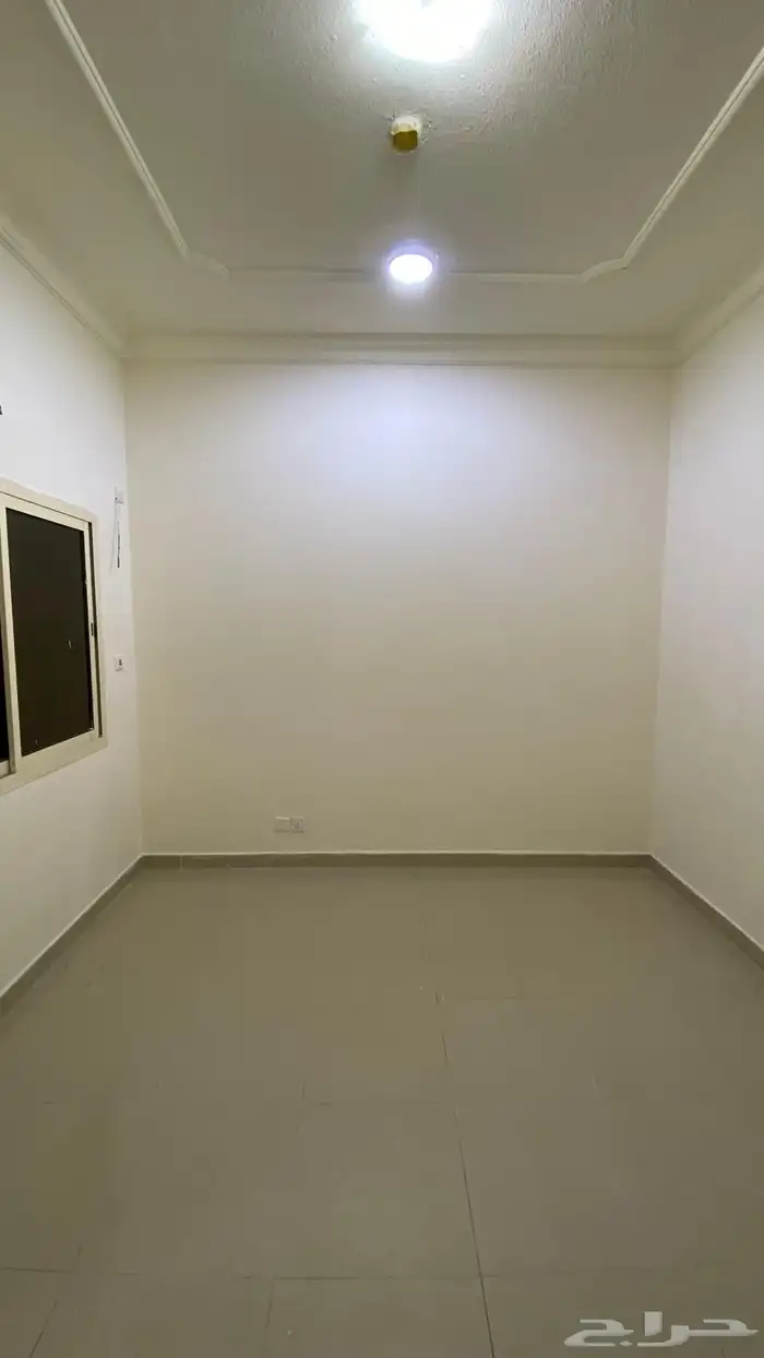 وحده سكنيه بحي الفيصليه 5