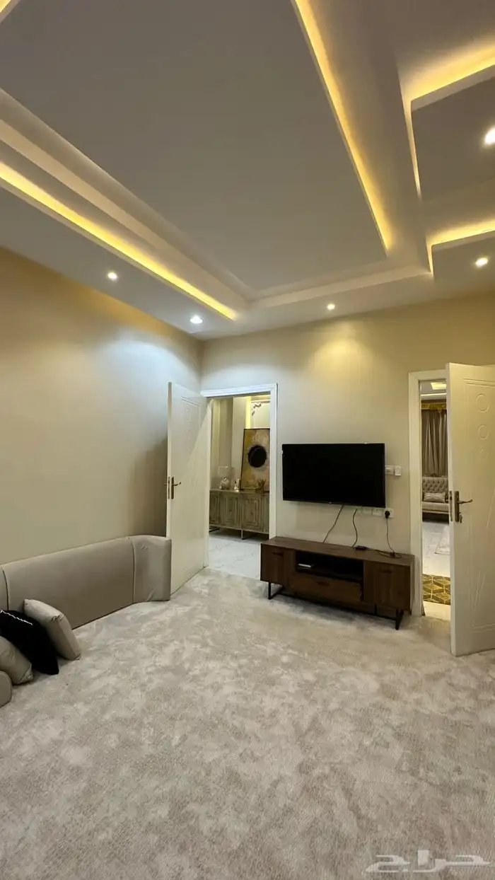 فيلا مفروشه للايجار بحي لبن 22