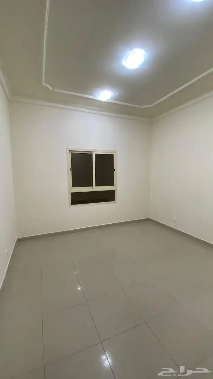 وحده سكنيه بحي الفيصليه 3