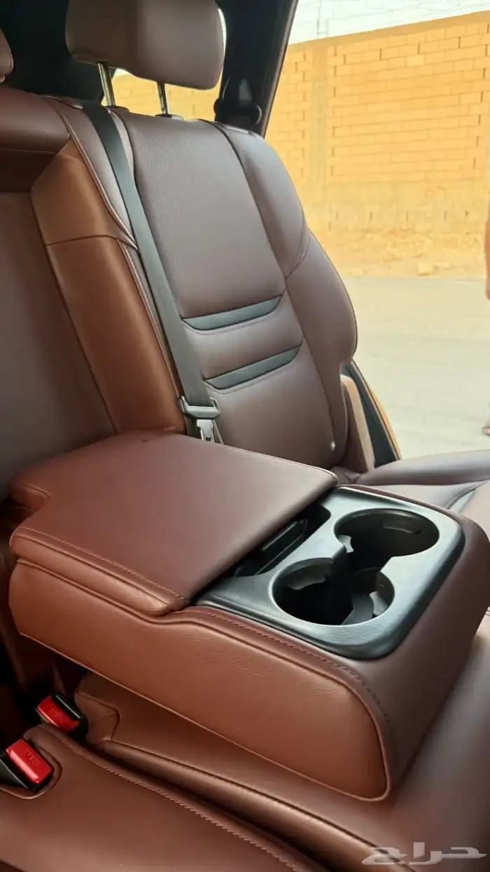 للبيع cx9 سقنتشر ف ل كامل 18