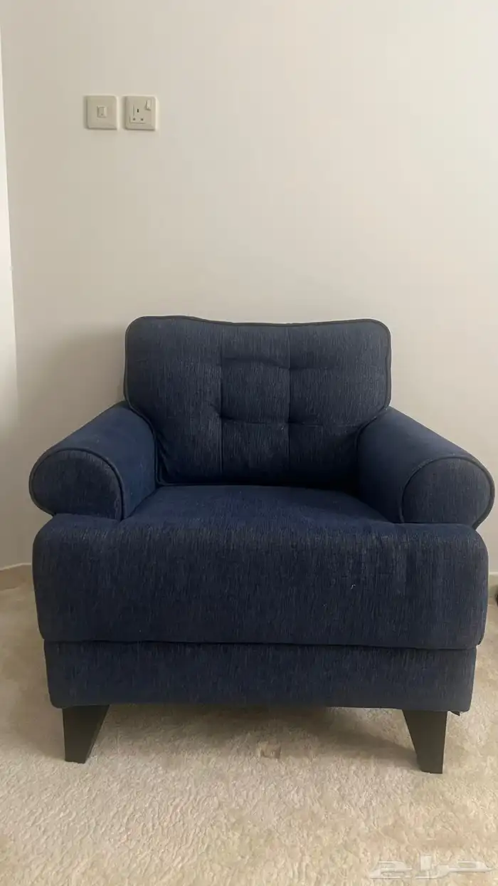 كنب مفرد اثنين من هوم سنتر نظيف و بحالة جيدة 0