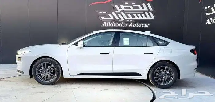 فورد تورس ترند 2025 لدى الخضر للسيارات 3