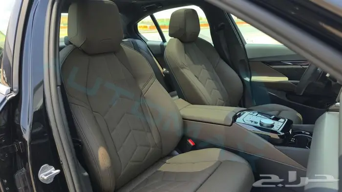 2026 BMW 5-SERIES 520i 2.0T RWD GCC 0Km اصفار ضمان الوكيل 25