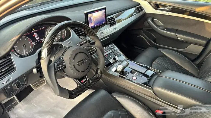 اودي S8 2