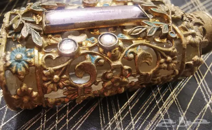 لهواة النوادر زجاجة عطر صغيرة تراثية نادرة وأصلية 5