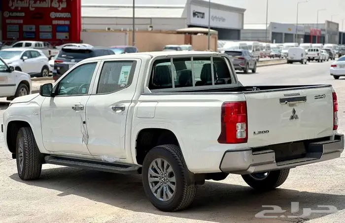 ميتسوبيشي L200 غمارتين دبل نص فل اوتوماتيك 2024 5