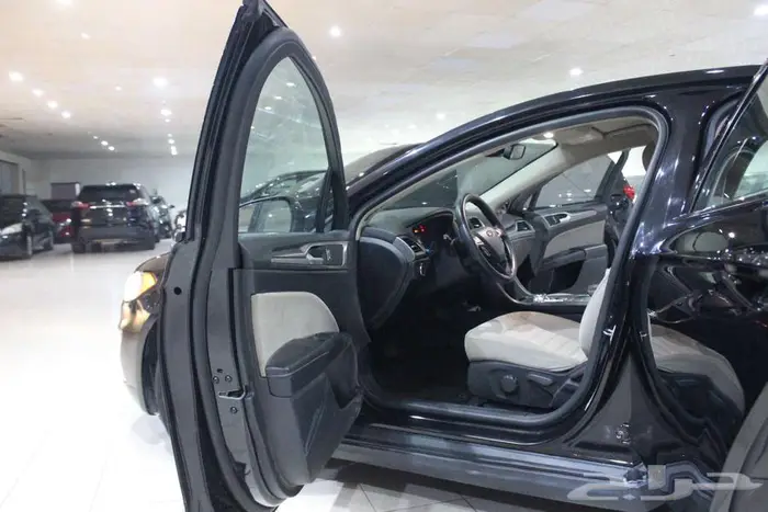 فيوجن 2020 اسود بطاقة جمركية نظيفة جدا 45
