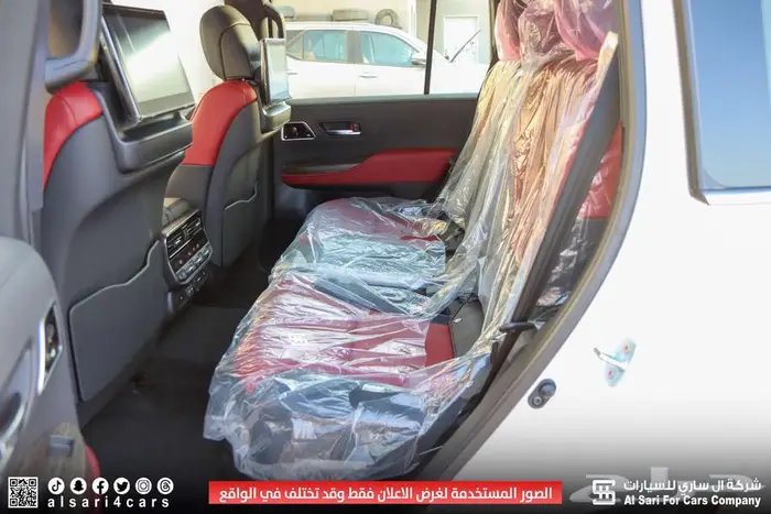 تويوتا لاند كروزر VXR 2024 11