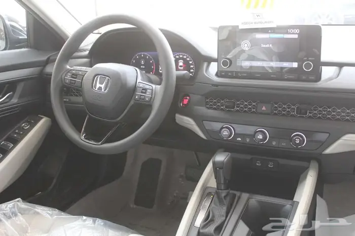 هوندا اكورد LX ستاندر 2025 عبدالله هاشم 11