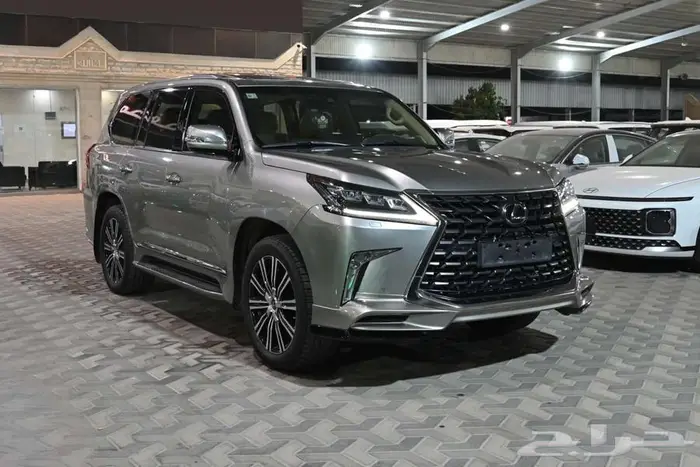 لكزس LX570s 2021 فل سعودي 2