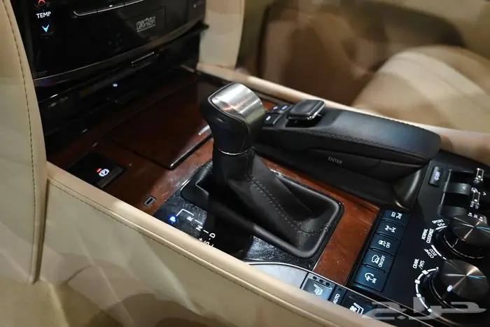 لكزس LX570s 2021 فل سعودي 9